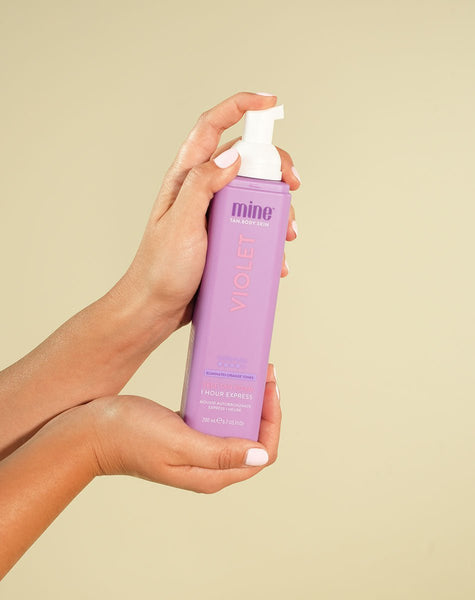 Mousse Autobronzante Violet