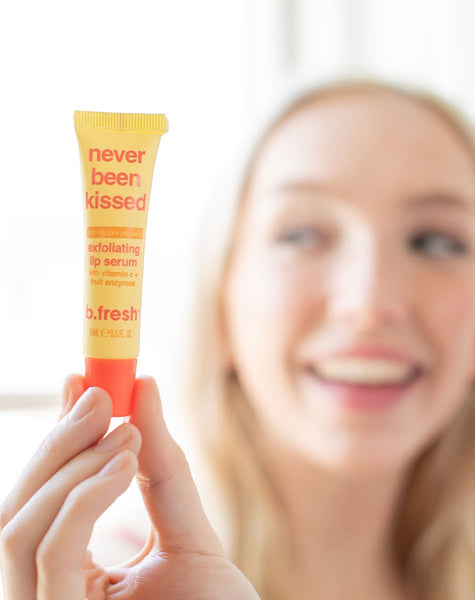 never been kissed sérum lèvres exfoliant