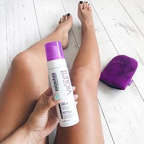 tanned model in MineTan Violet Self Tan Foam